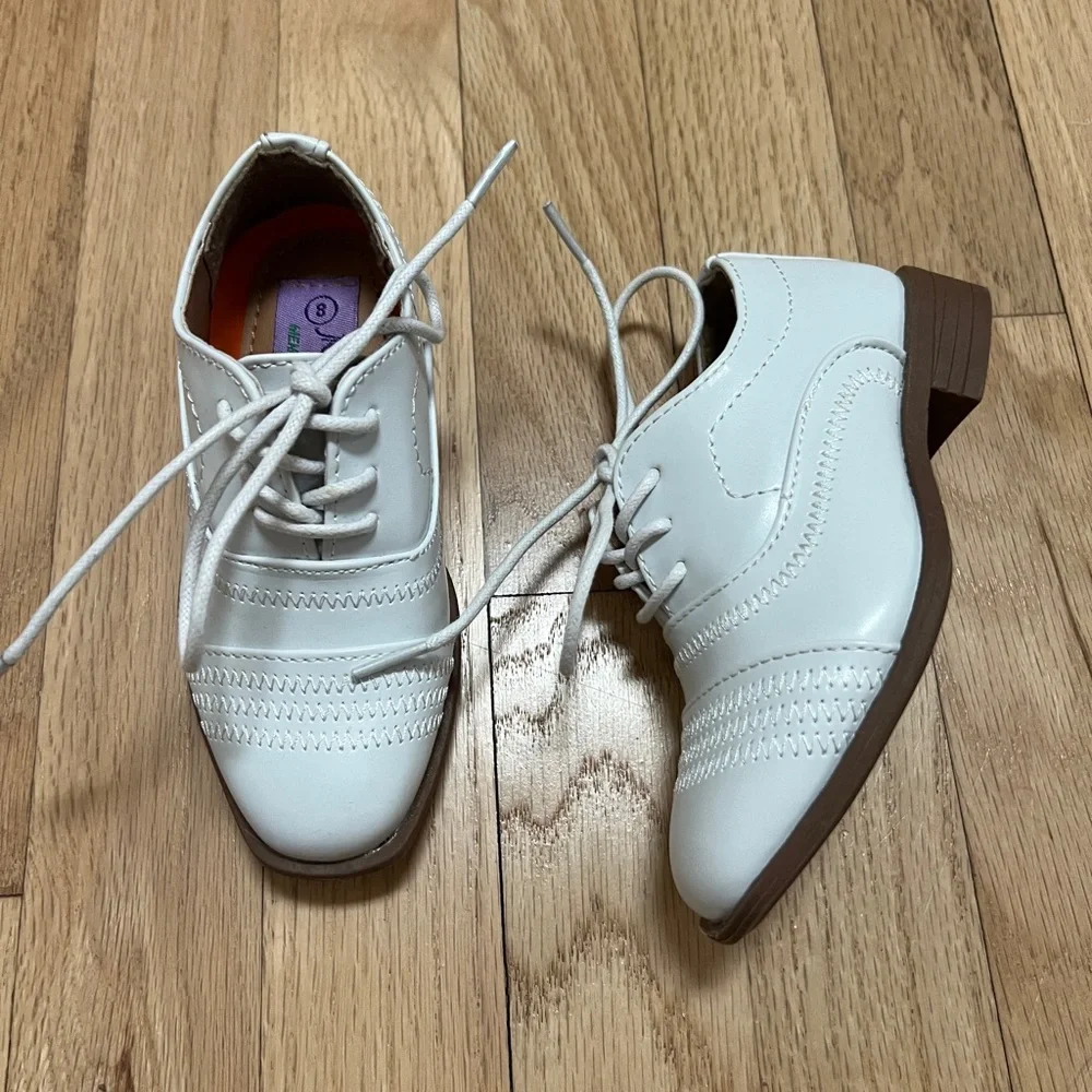 Jodano‎ Collection Boys' White Triple Stitch Dress Shoes 8